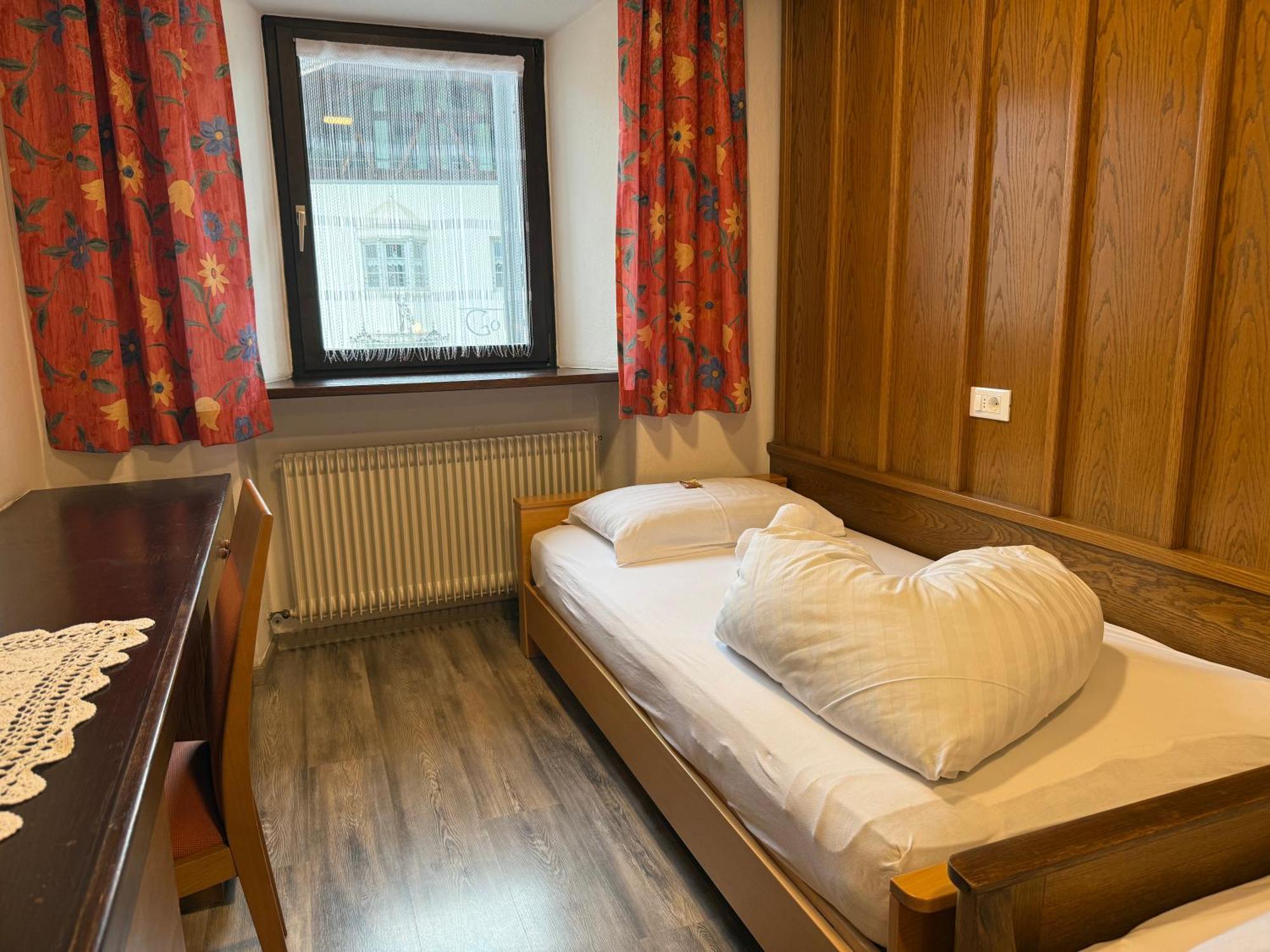 Gasthof Goldenes Lamm Vahrn Стая снимка