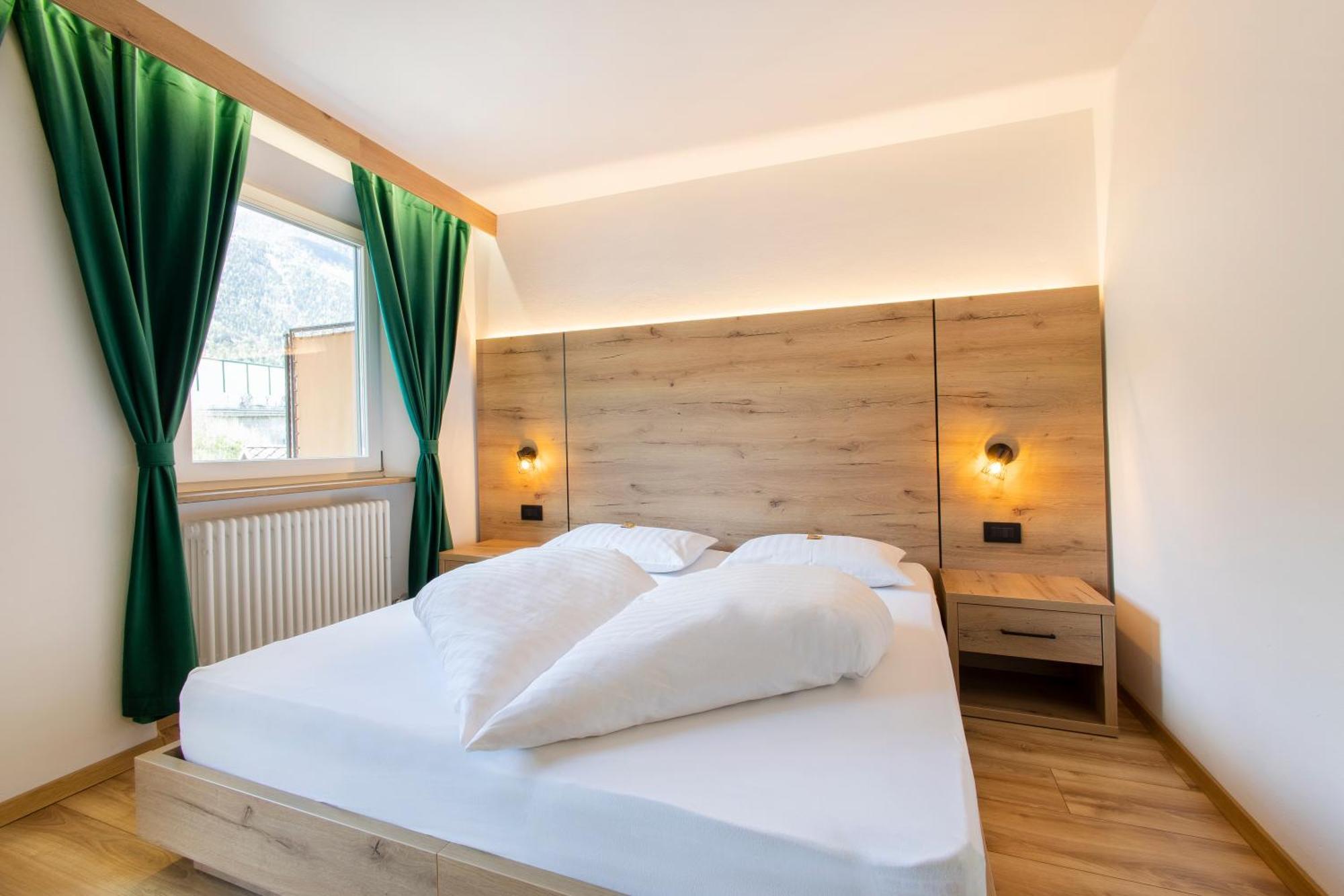 Gasthof Goldenes Lamm Vahrn Екстериор снимка